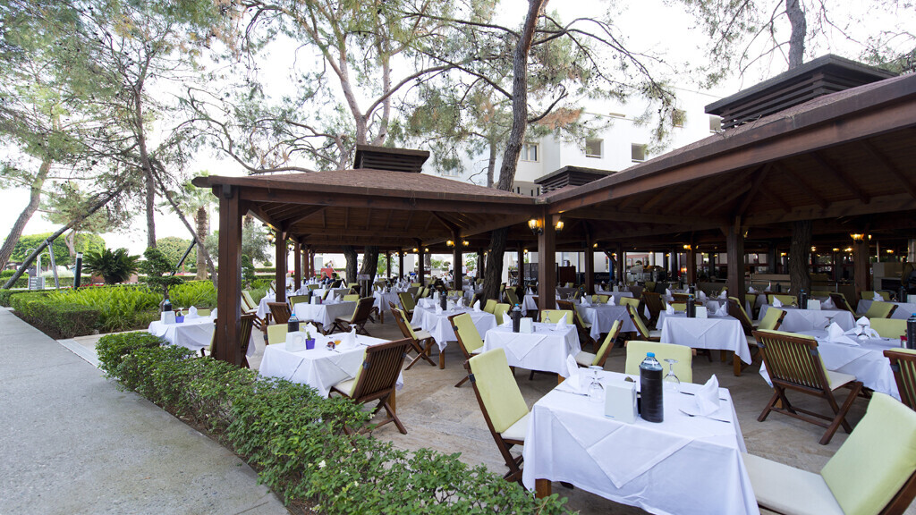 Seven Seas Hotel Life